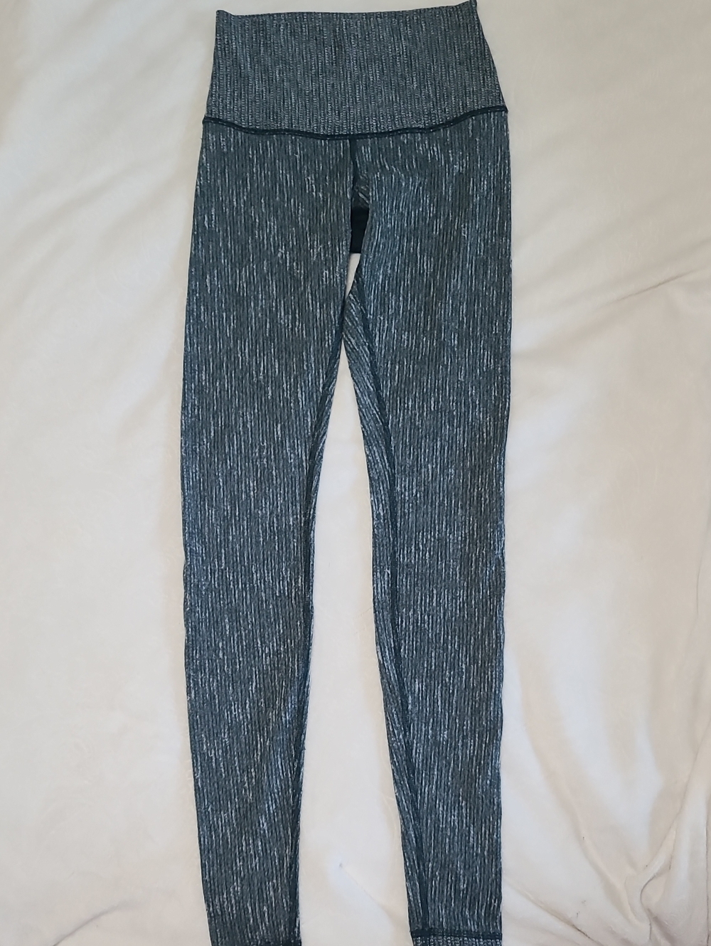 Lululemon Wunder Under 28" Woven Knit Stretchy Green Blue Size 4-6